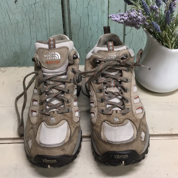 The North Face Shoes - Ladies North Face Hikers